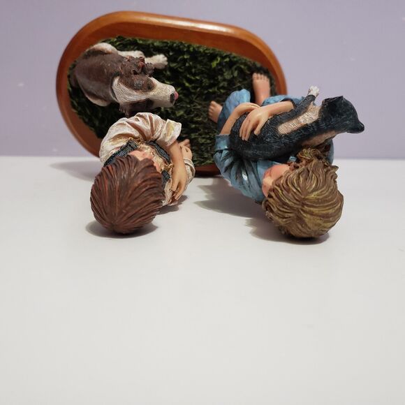 Timeless Treasure " The Confrontation " Vanmark Girl Boy Animal Figurine 1999 - Picture 9 of 9